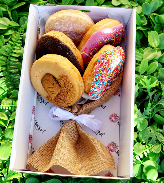 Classic Donut Bouquet Gift Box [Small]
